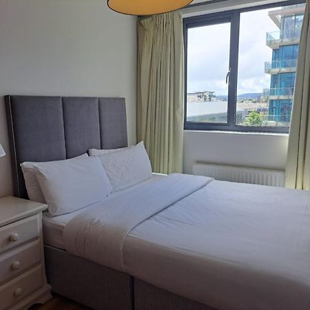Grand Canal Square Apartments ダブリン エクステリア 写真