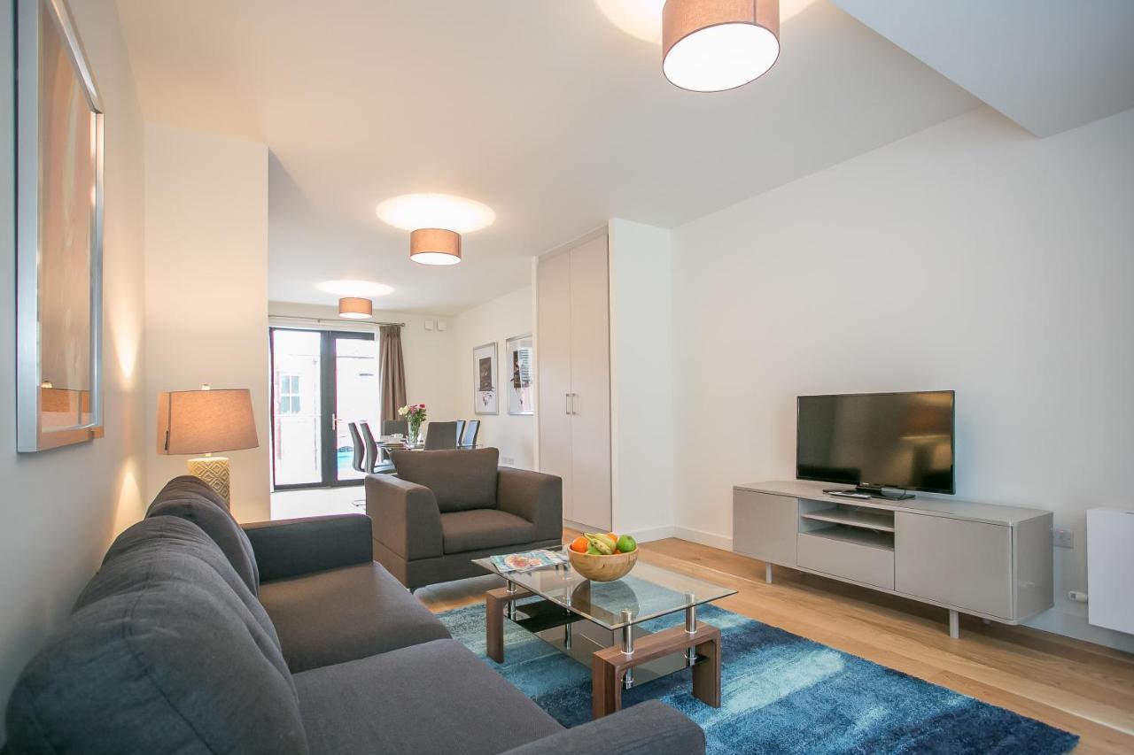Grand Canal Square Apartments ダブリン エクステリア 写真