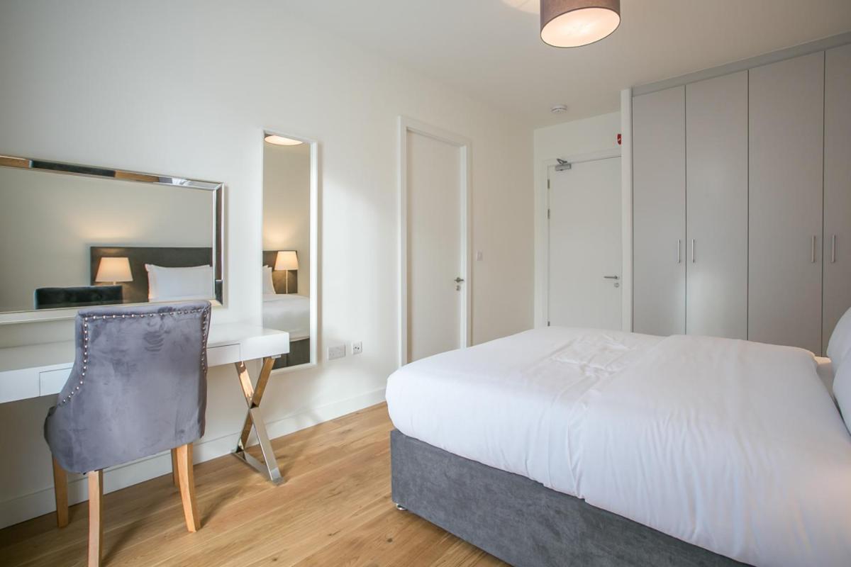 Grand Canal Square Apartments ダブリン エクステリア 写真