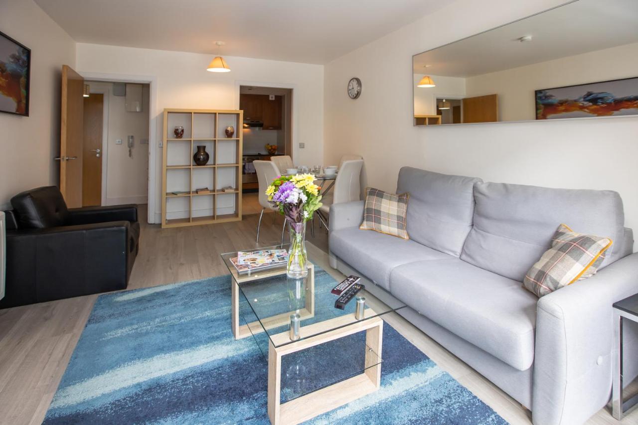 Grand Canal Square Apartments ダブリン エクステリア 写真