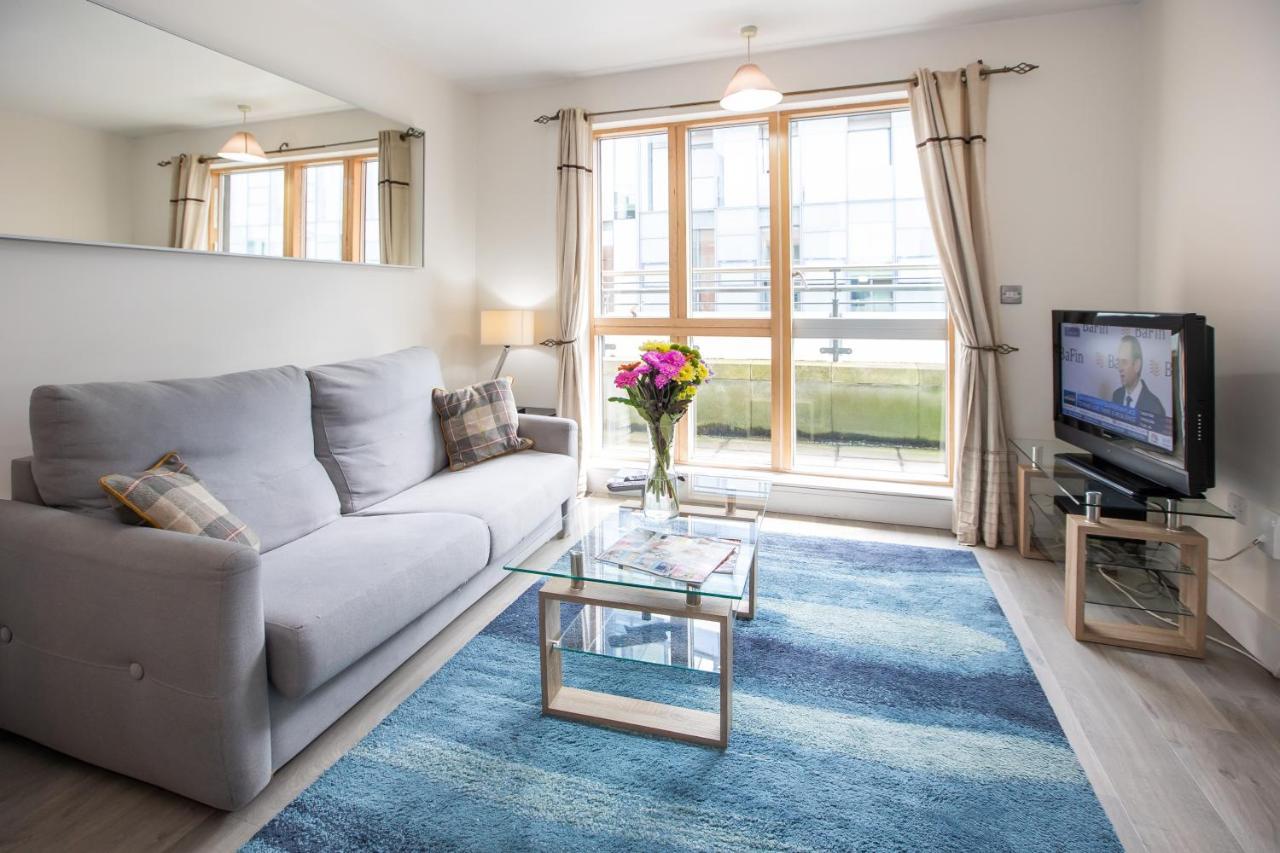 Grand Canal Square Apartments ダブリン エクステリア 写真